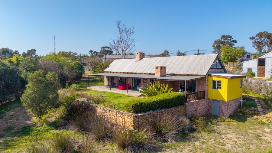 2 Bedroom Property for Sale in Napier Western Cape